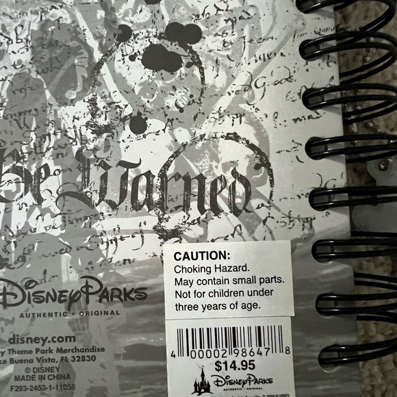 New: Disney Parks Pirates Of The Caribbean Journal/Note Book w/Keychain - Picture 3 of 4